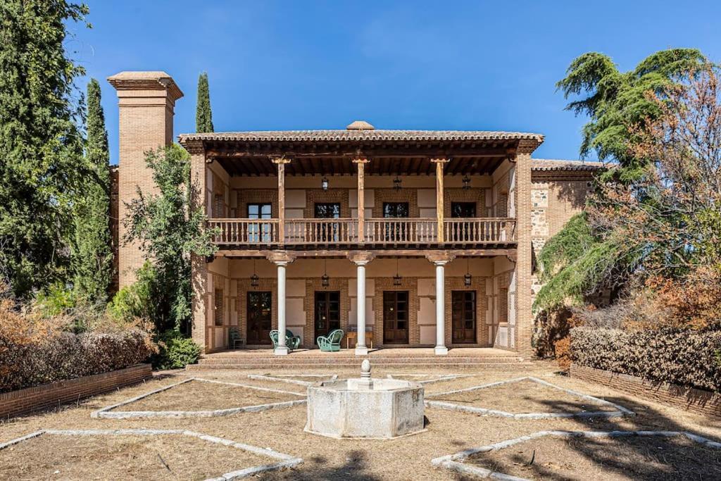 Casa Palacio Toledo Puy Du Fou Exterior foto